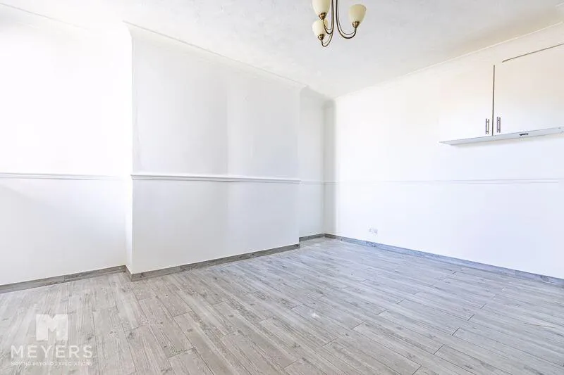 1 bed Apartment