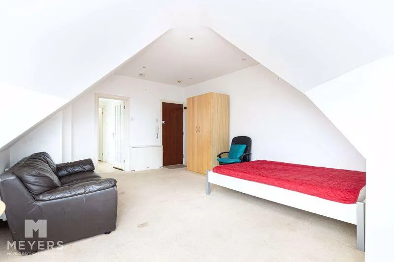1 bed Studio