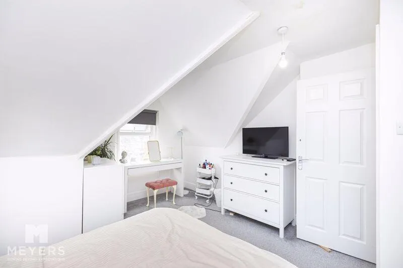 3 bed Maisonette