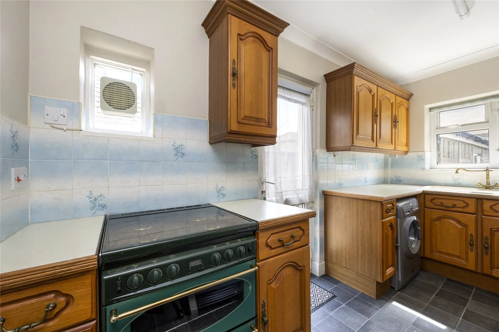 4 bed Detached Bungalow