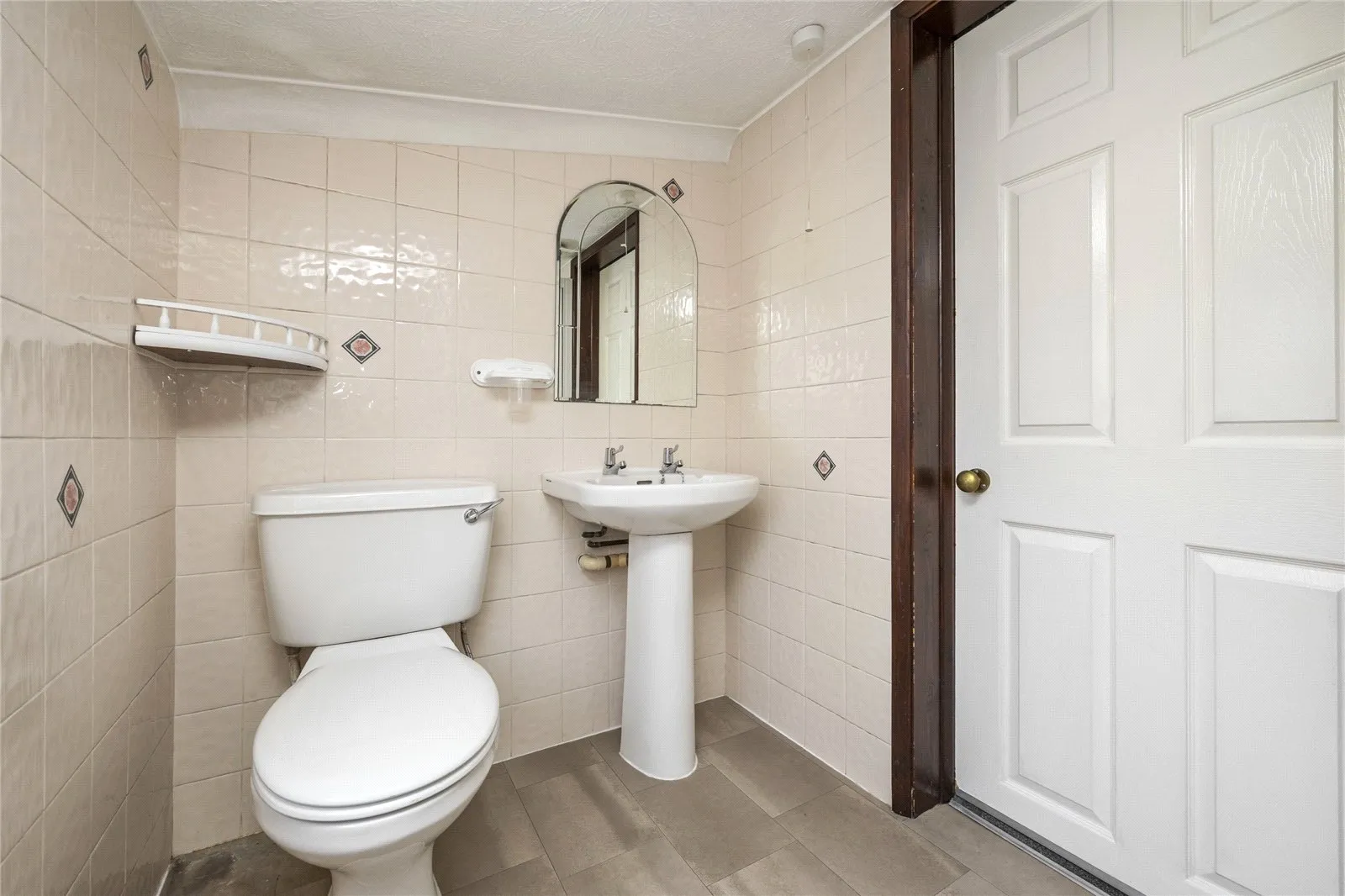 4 bed Detached Bungalow