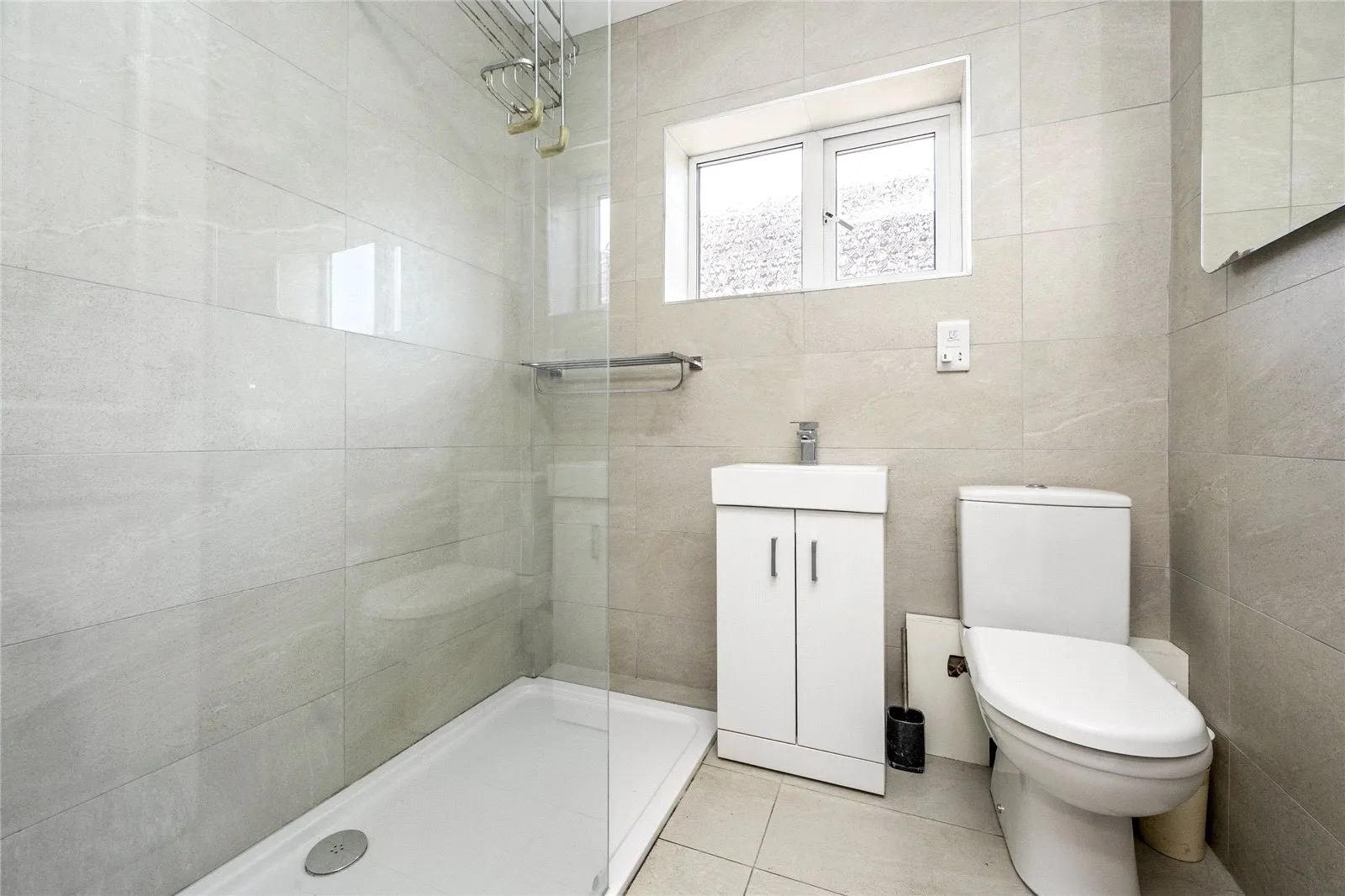 4 bed Detached Bungalow