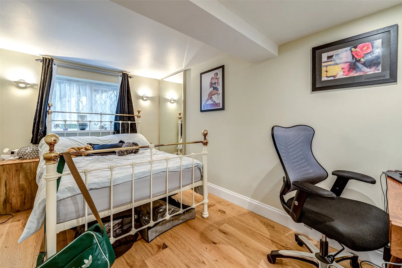 3 bed Link Detached House