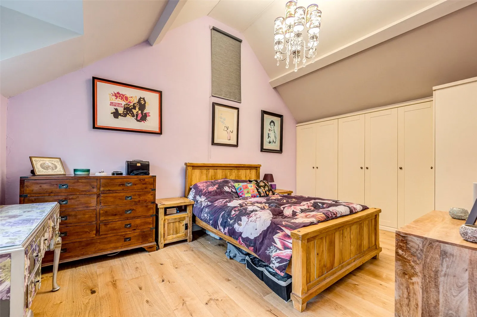 3 bed Link Detached House