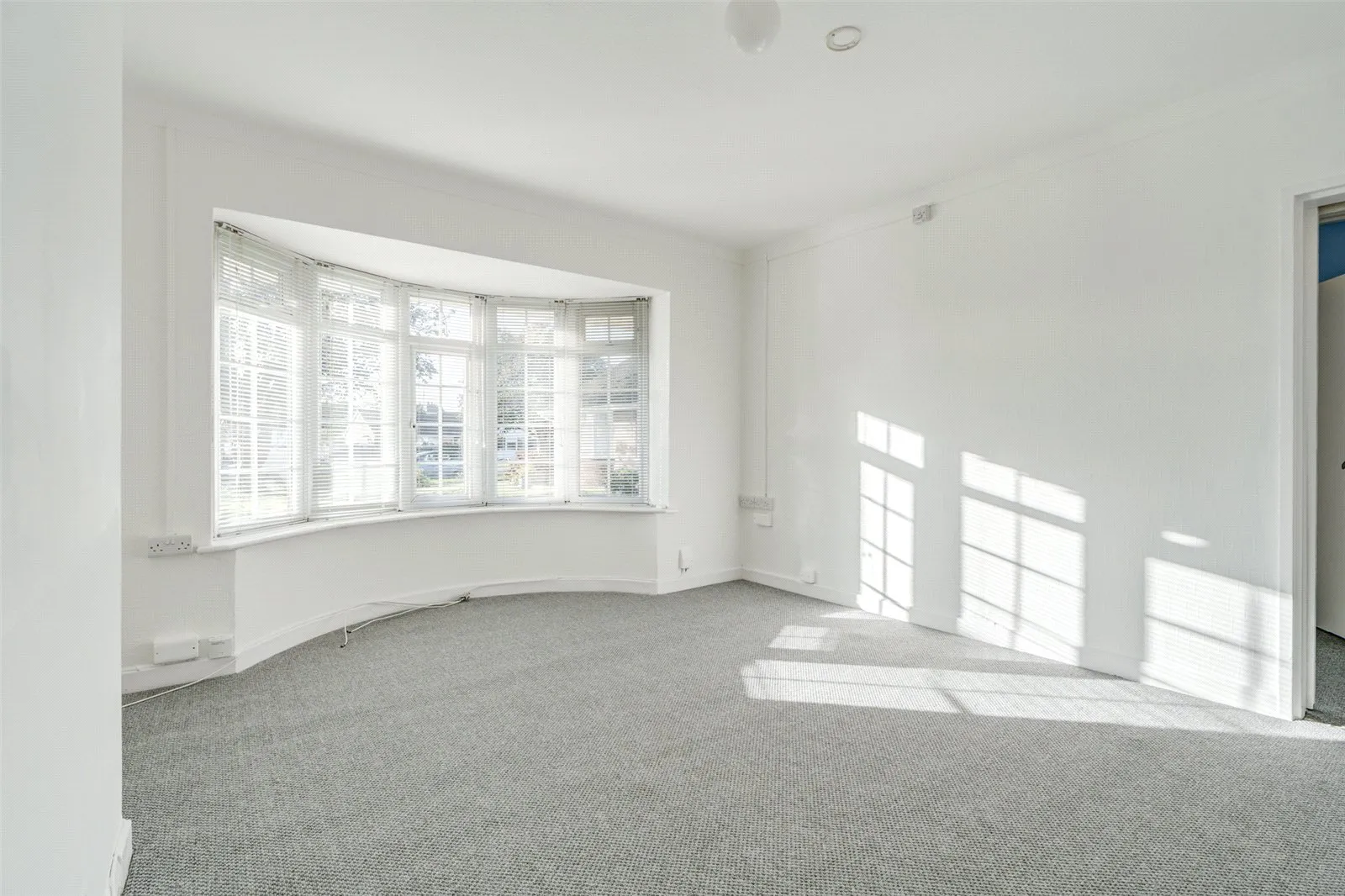 2 bed Semi-Detached Bungalow