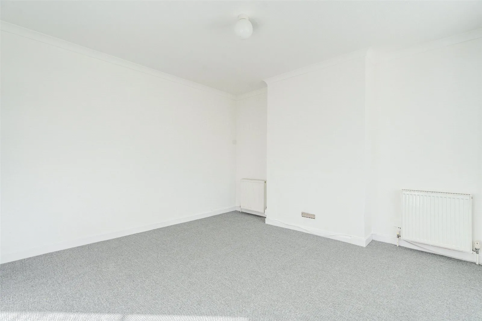 2 bed Semi-Detached Bungalow