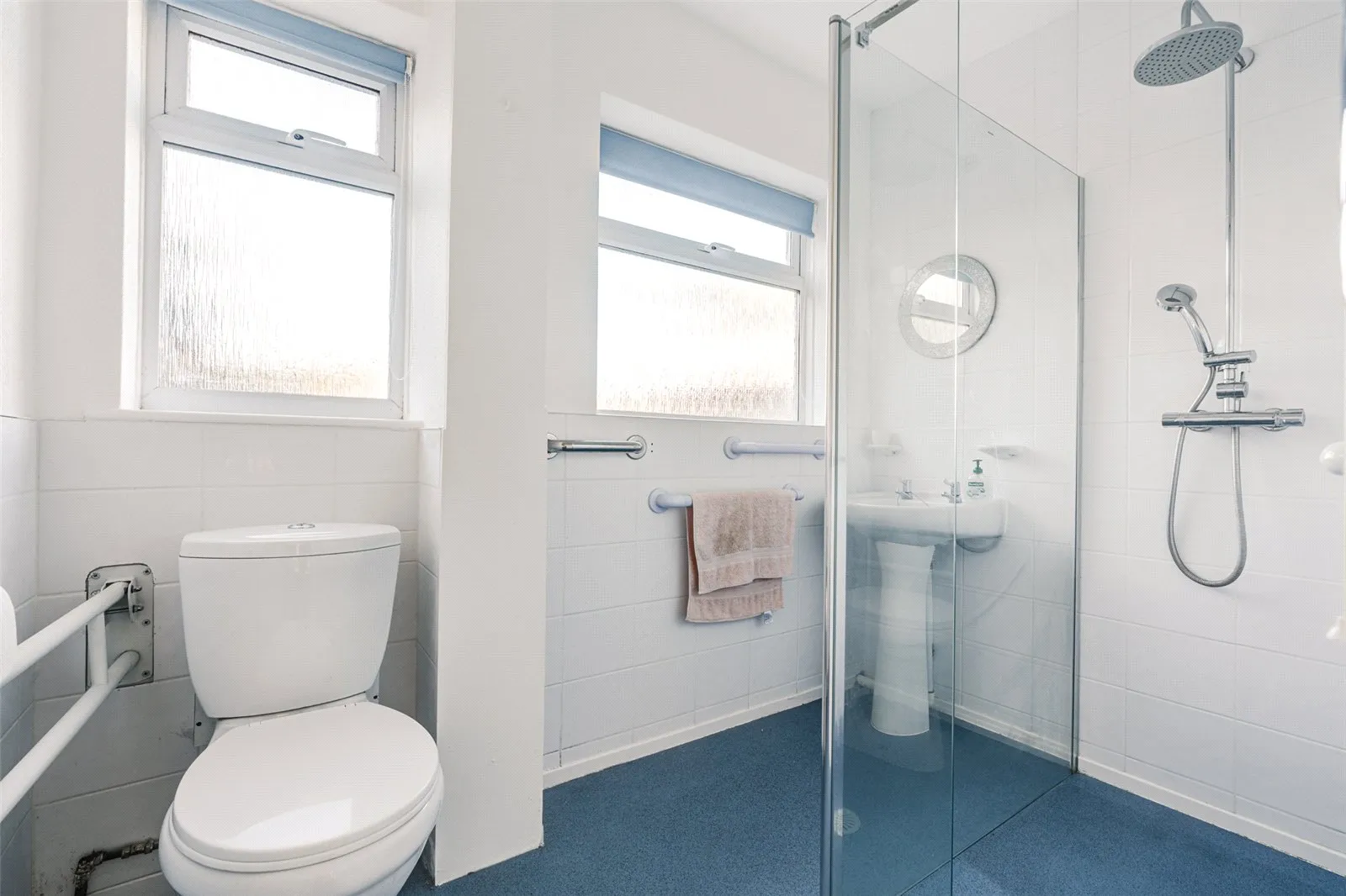 2 bed Semi-Detached Bungalow