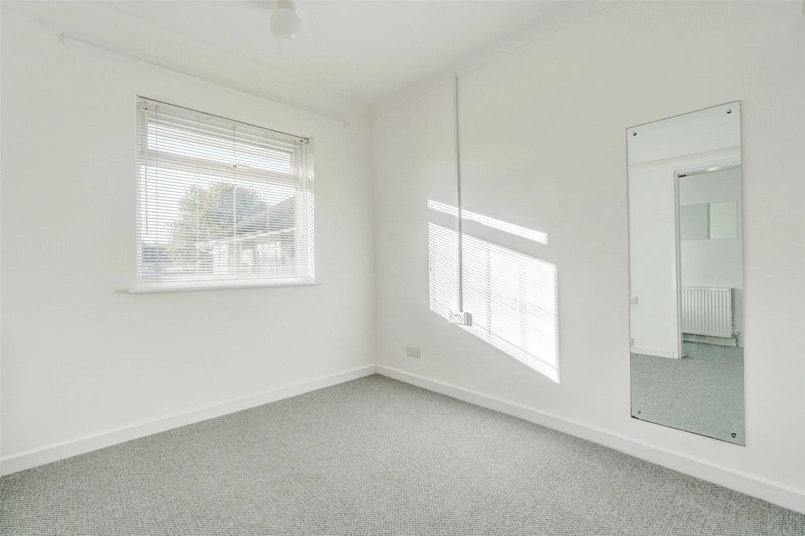 2 bed Semi-Detached Bungalow