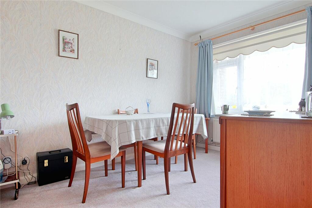 3 bed Detached Bungalow