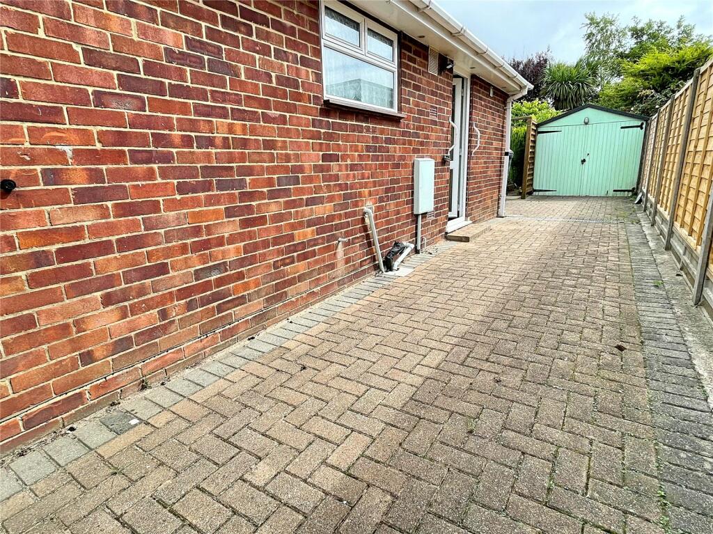 3 bed Detached Bungalow