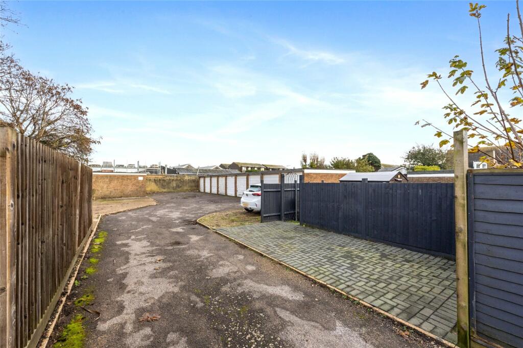 2 bed Apartment