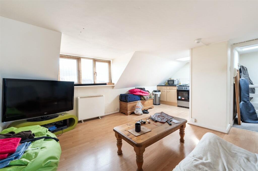 8 bed House