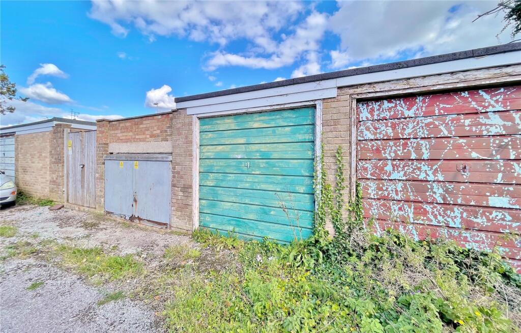 3 bed Terraced