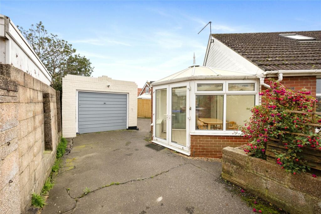 3 bed Detached Bungalow