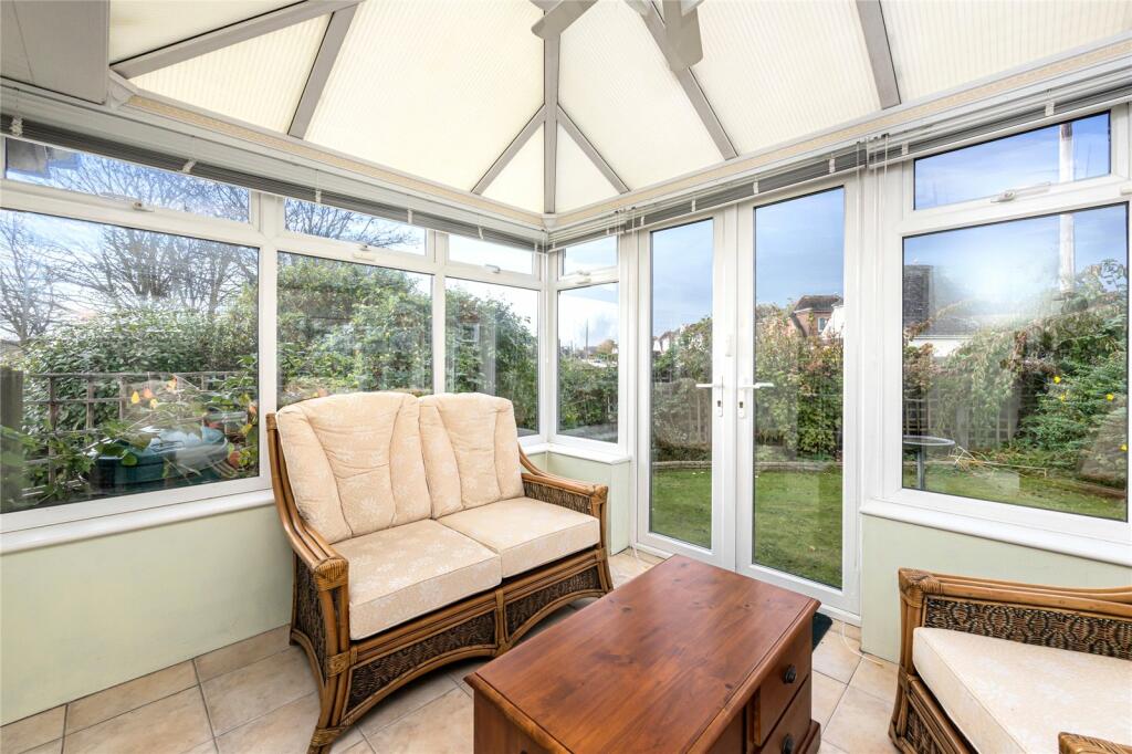 3 bed Detached Bungalow