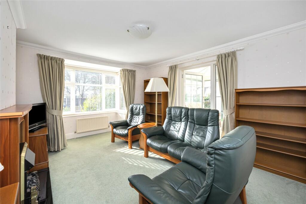 3 bed Detached Bungalow