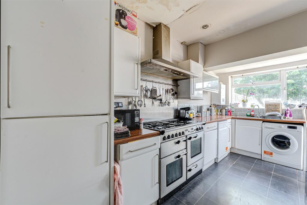 3 bed Terraced