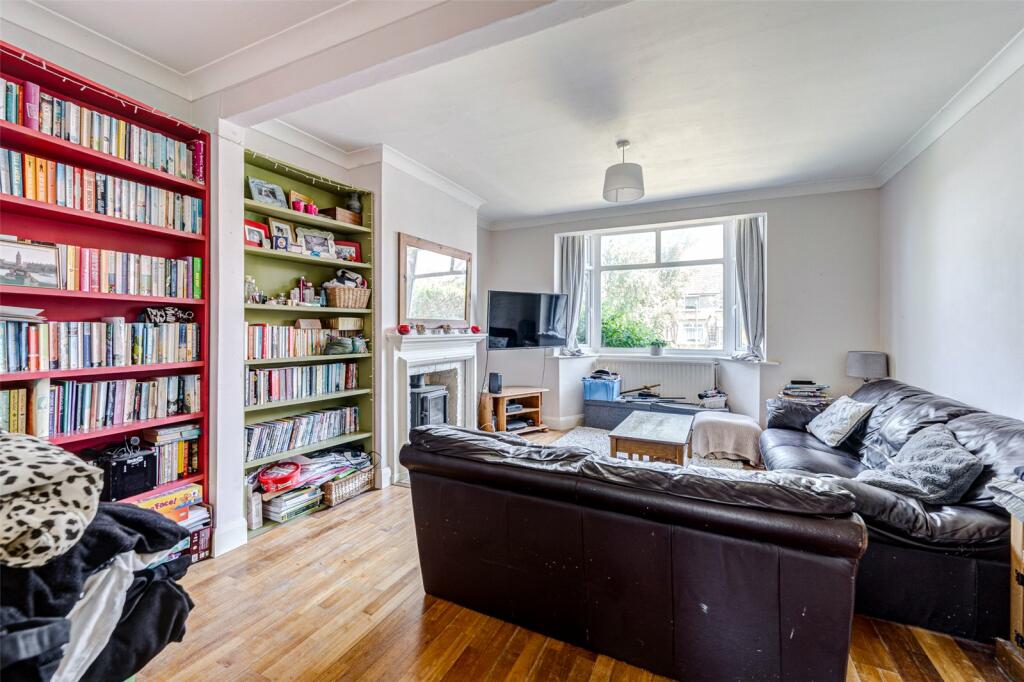 3 bed Terraced