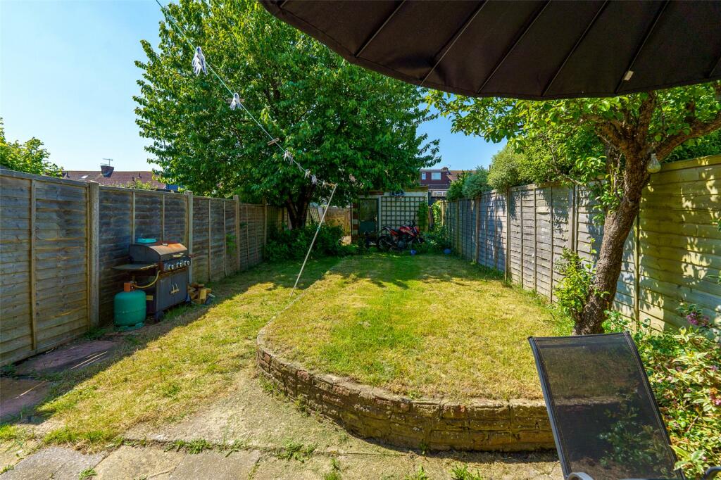 3 bed Terraced