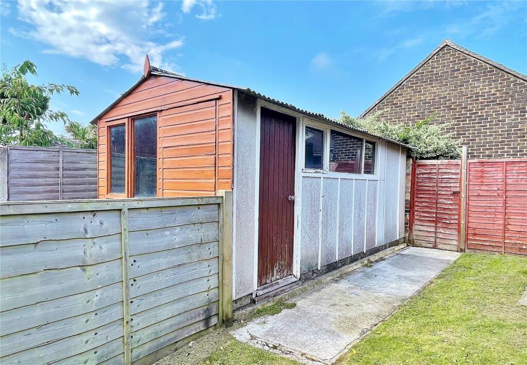 2 bed End of Terrace
