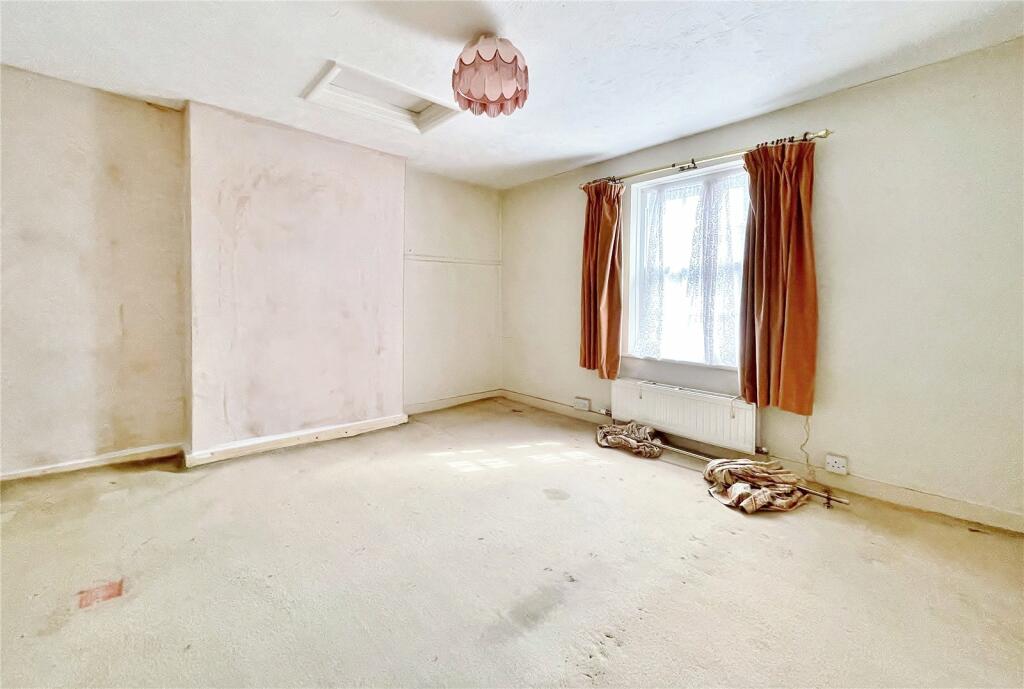 2 bed End of Terrace