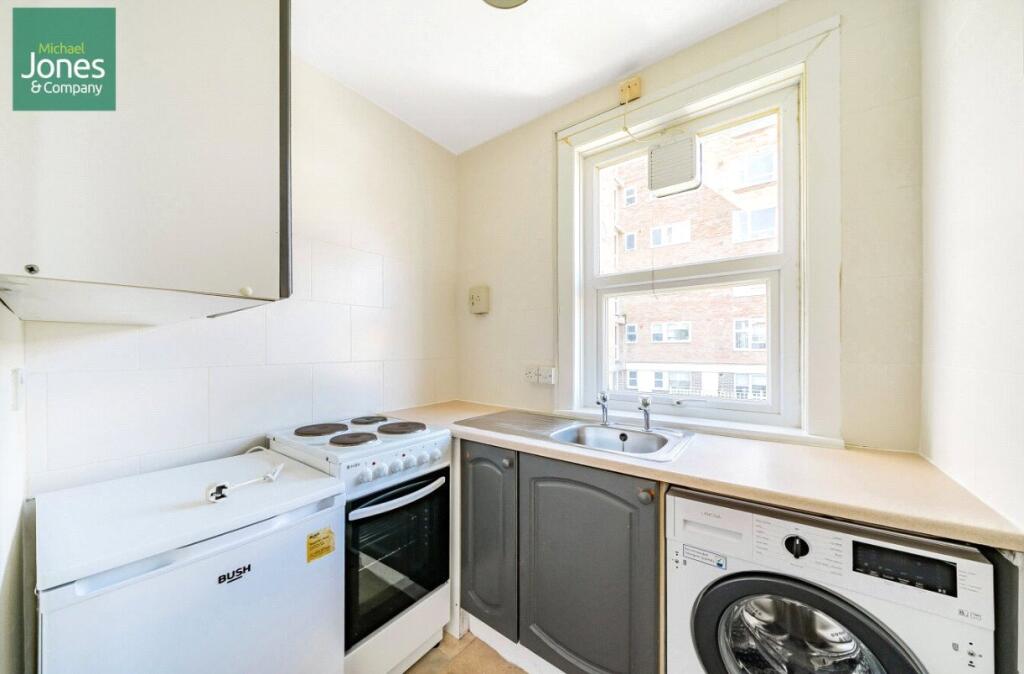1 bed Block of Apartments
