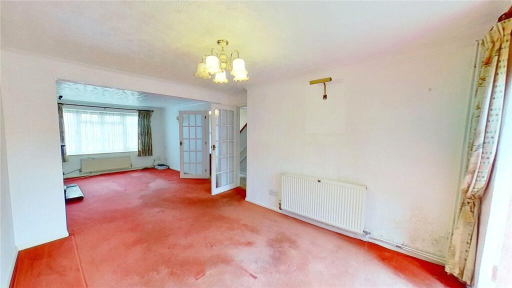 3 bed End of Terrace