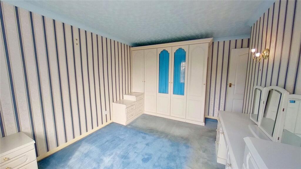 3 bed End of Terrace
