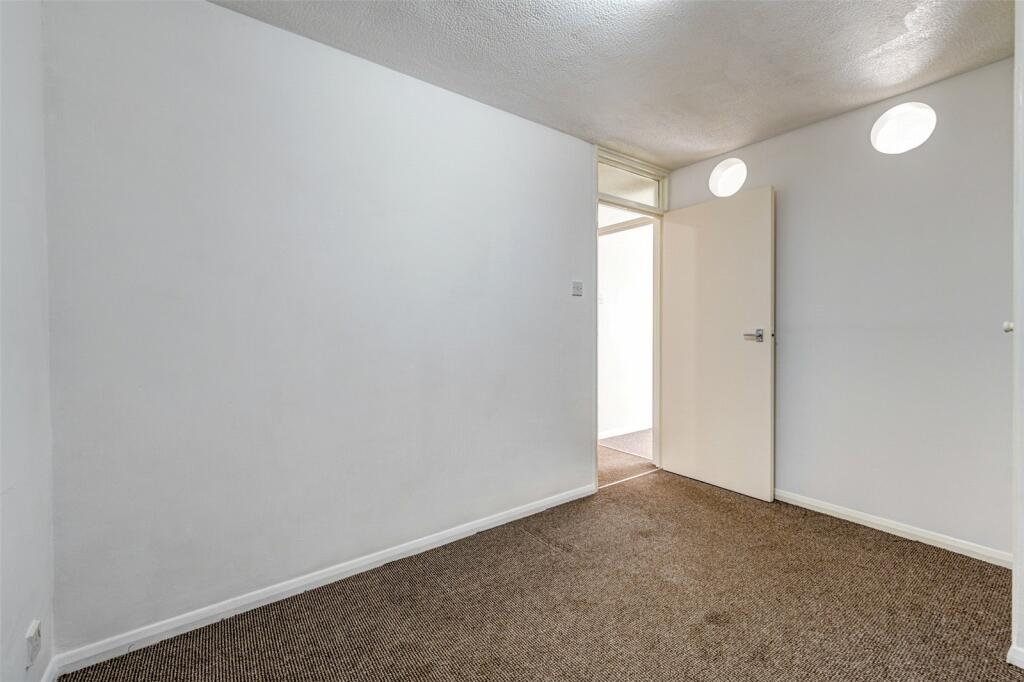 1 bed Apartment
