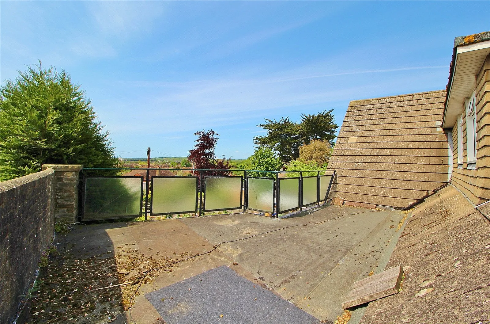 4 bed Detached