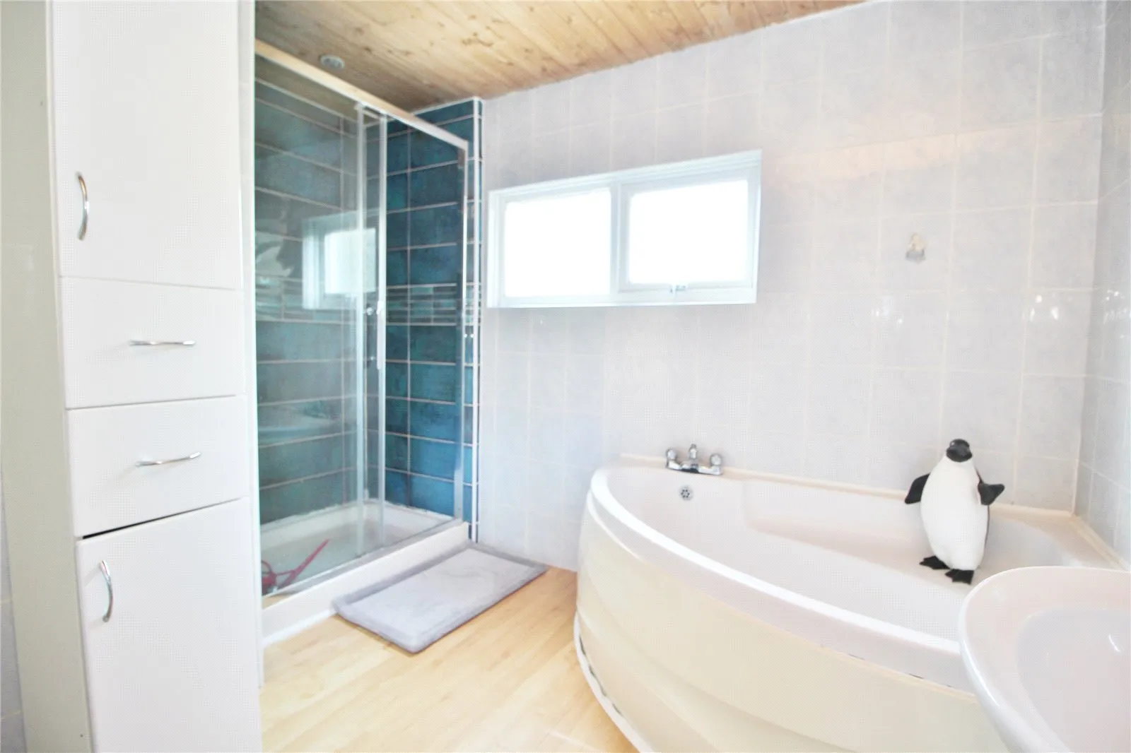 4 bed Detached