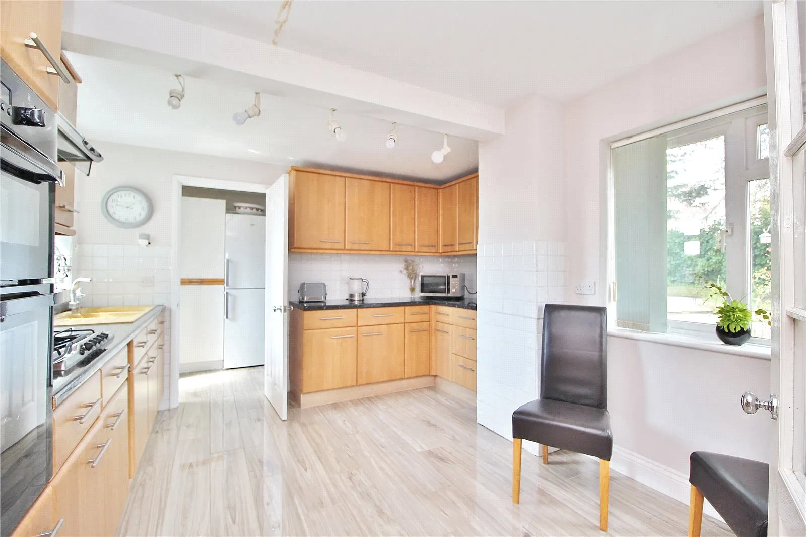 4 bed Detached