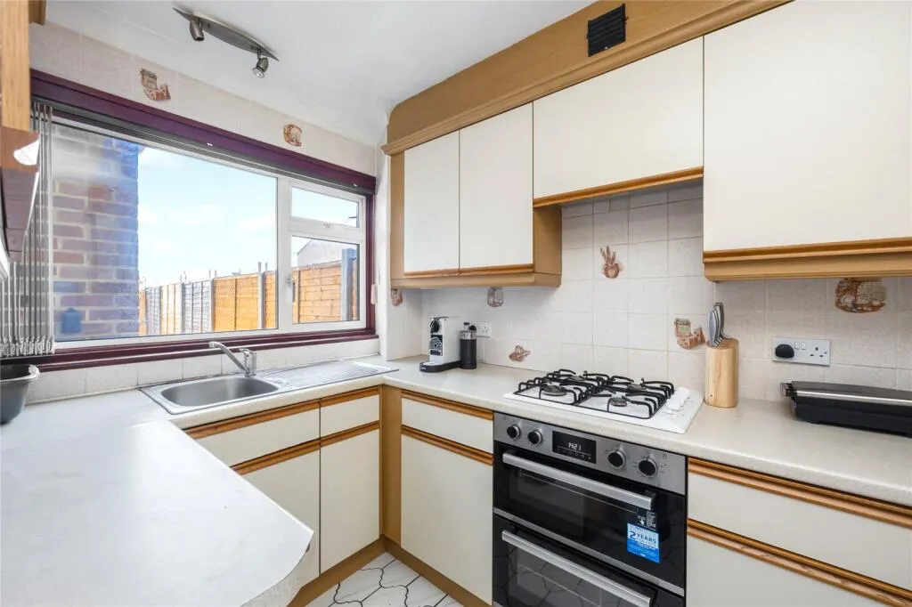 3 bed House