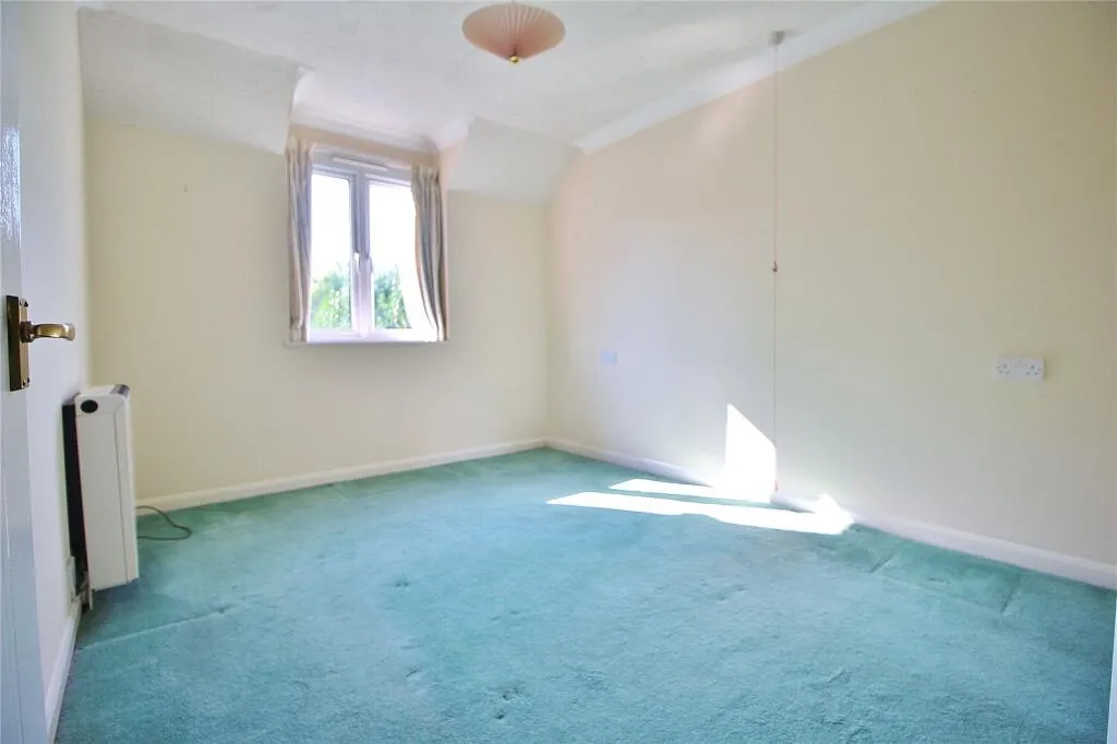 1 bed Retirement Property