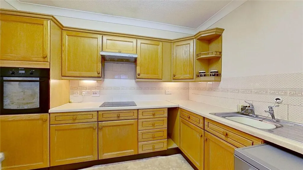 2 bed Retirement Property