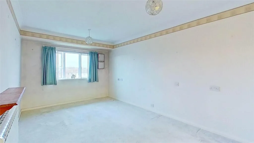 2 bed Retirement Property