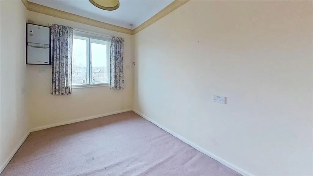 2 bed Retirement Property