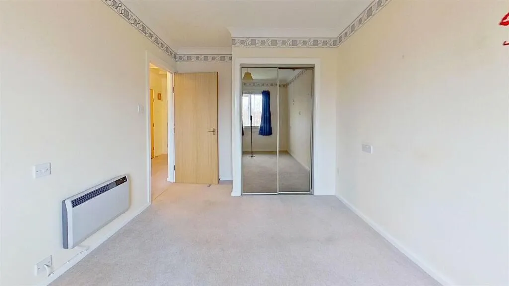 2 bed Retirement Property