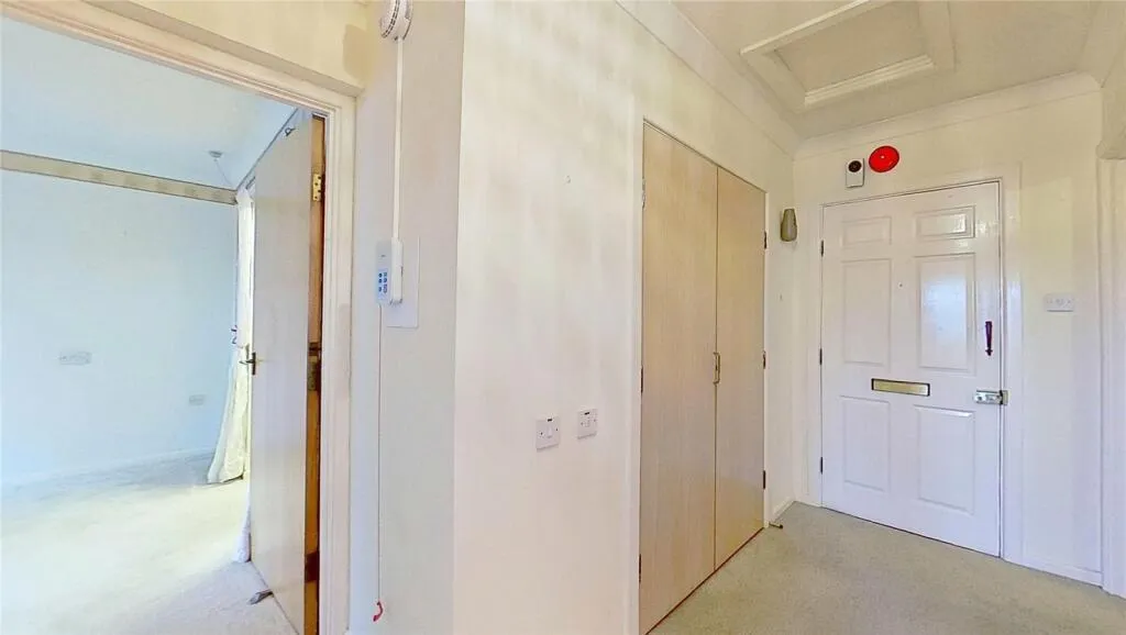 2 bed Retirement Property