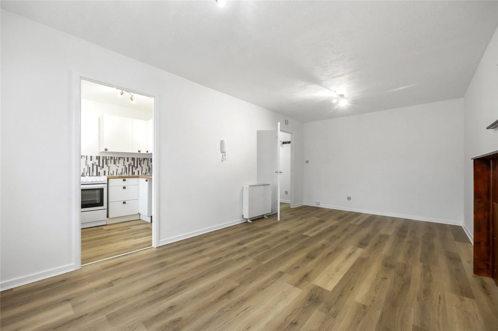 1 bed Block of Apartments