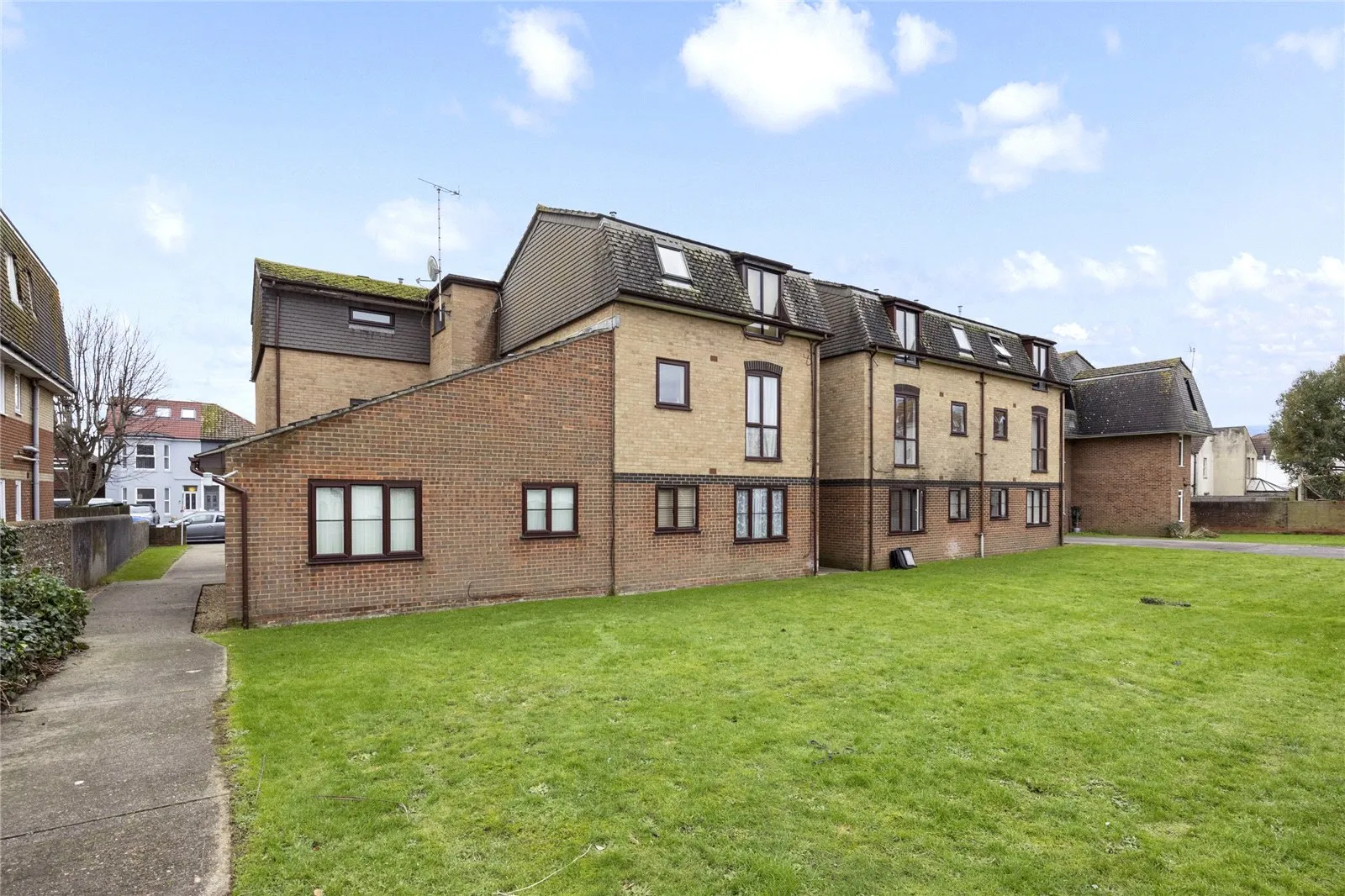 1 bed Block of Apartments