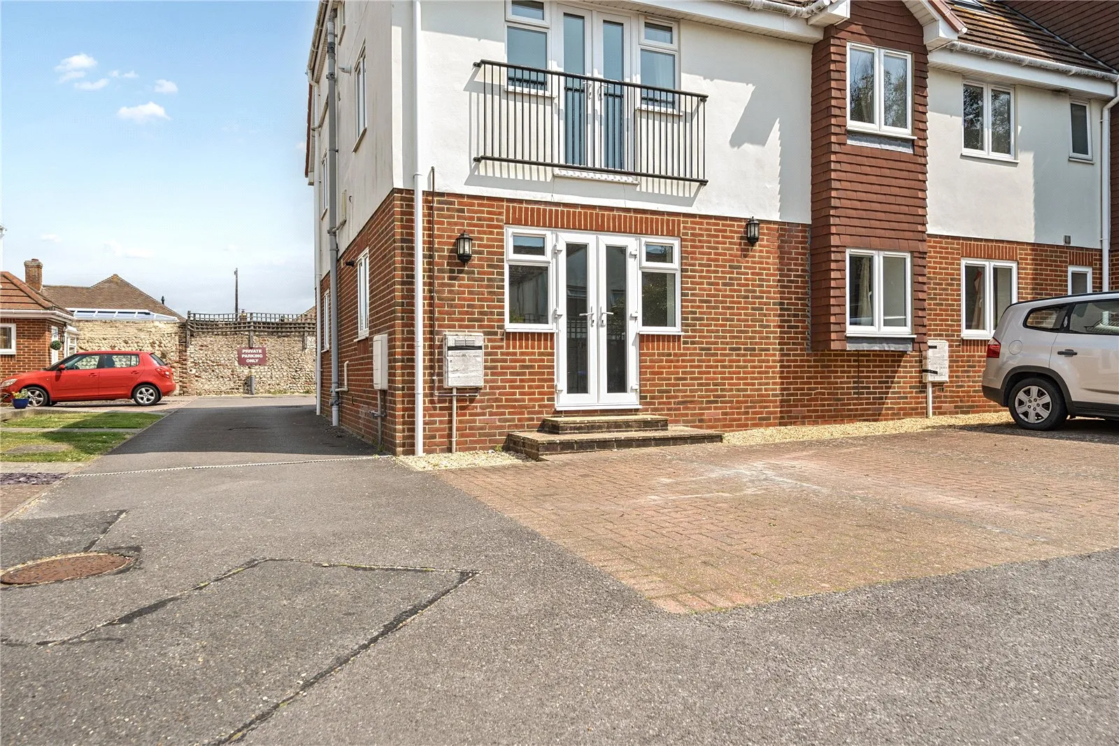 2 bed Apartment