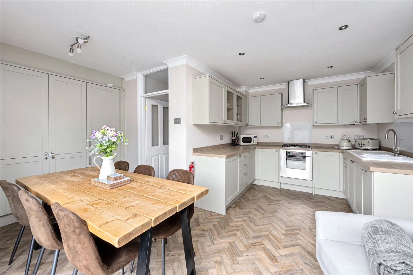 3 bed Town House