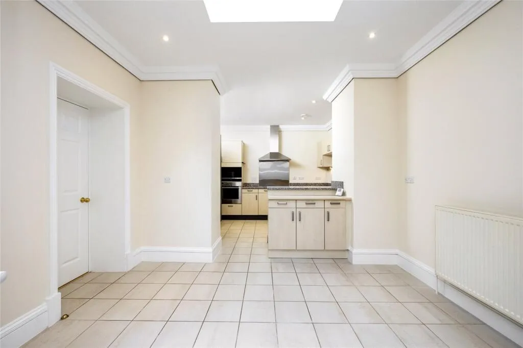 2 bed Apartment