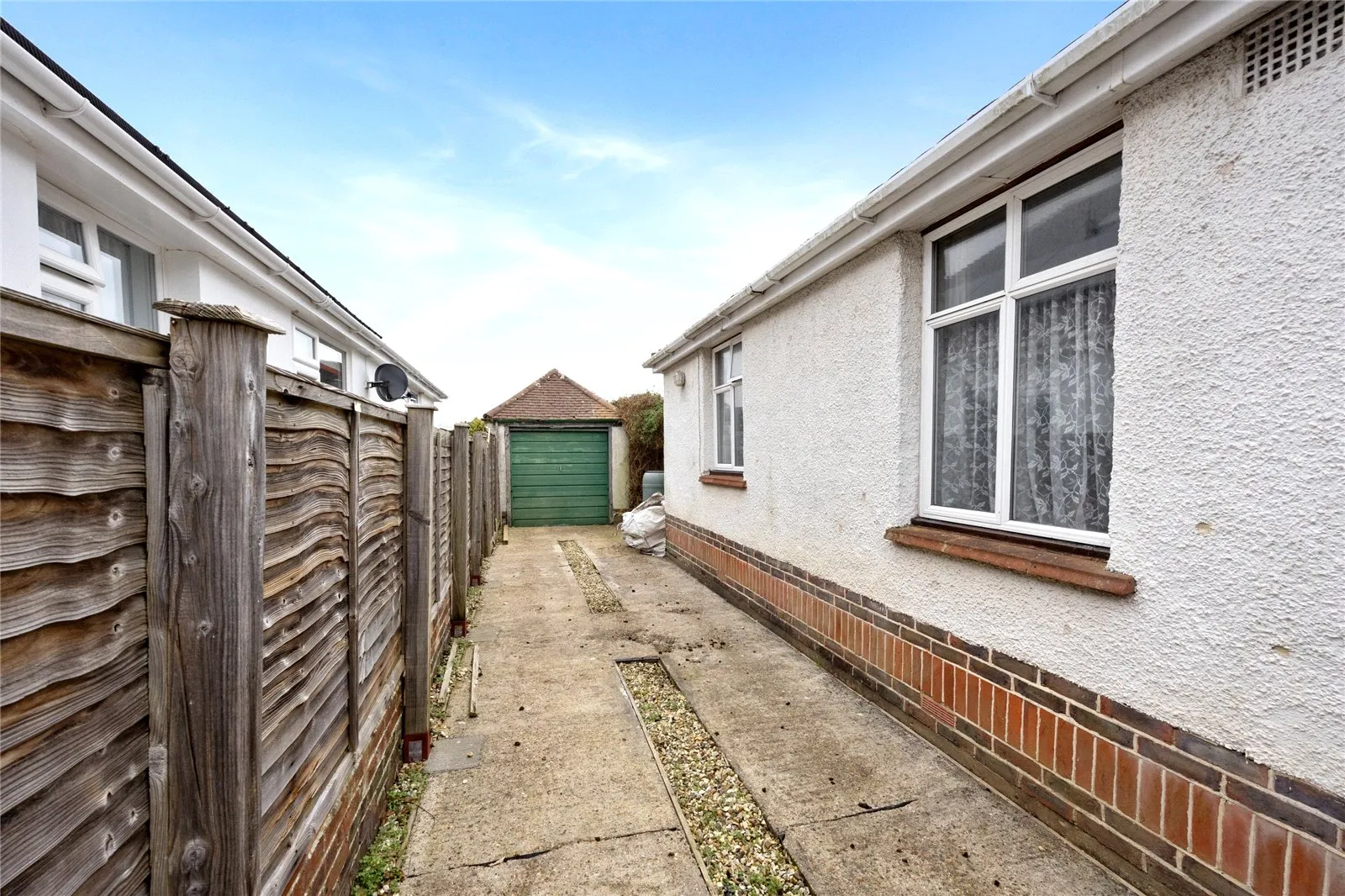 3 bed Detached Bungalow