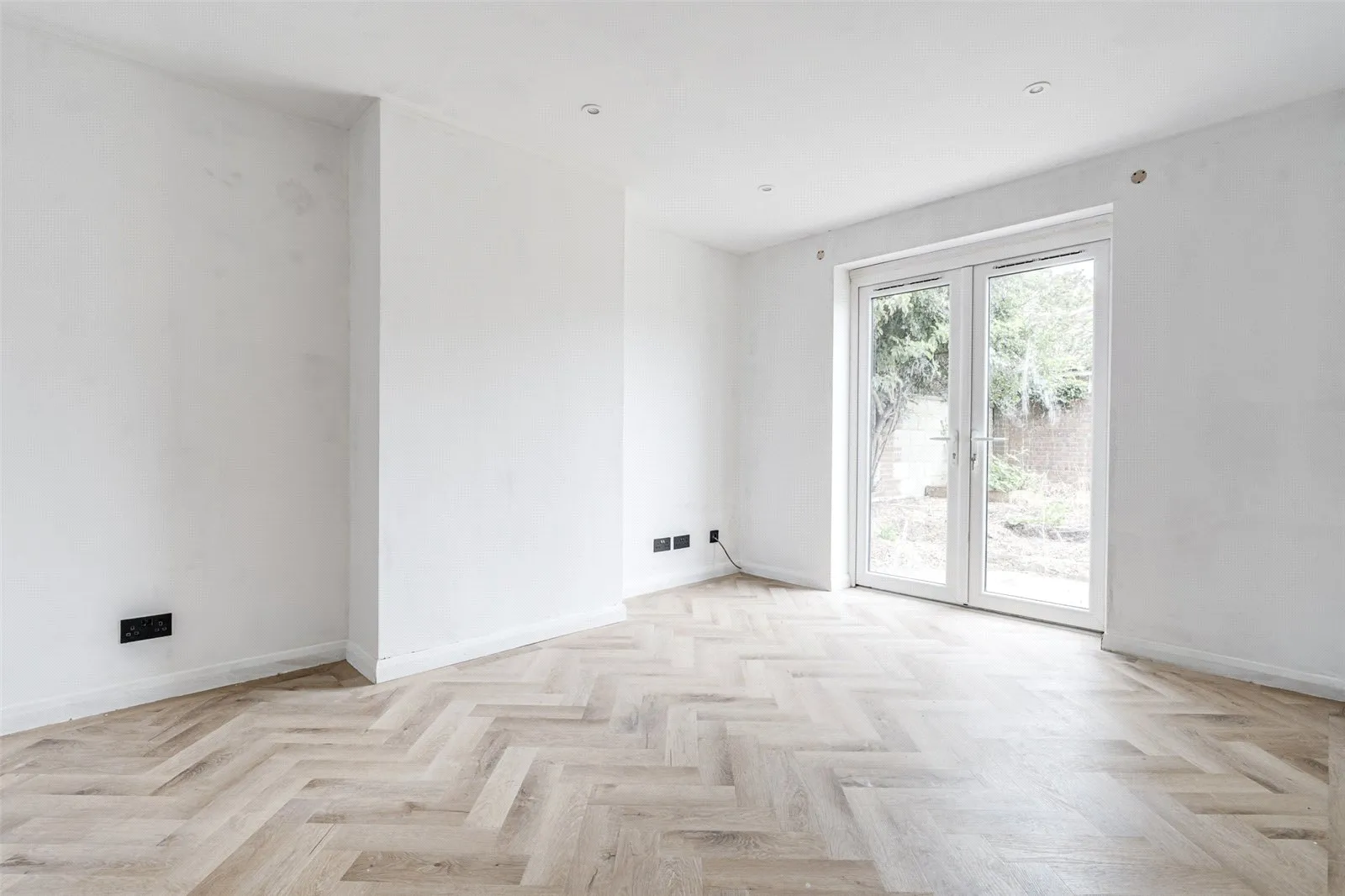 2 bed Detached Bungalow