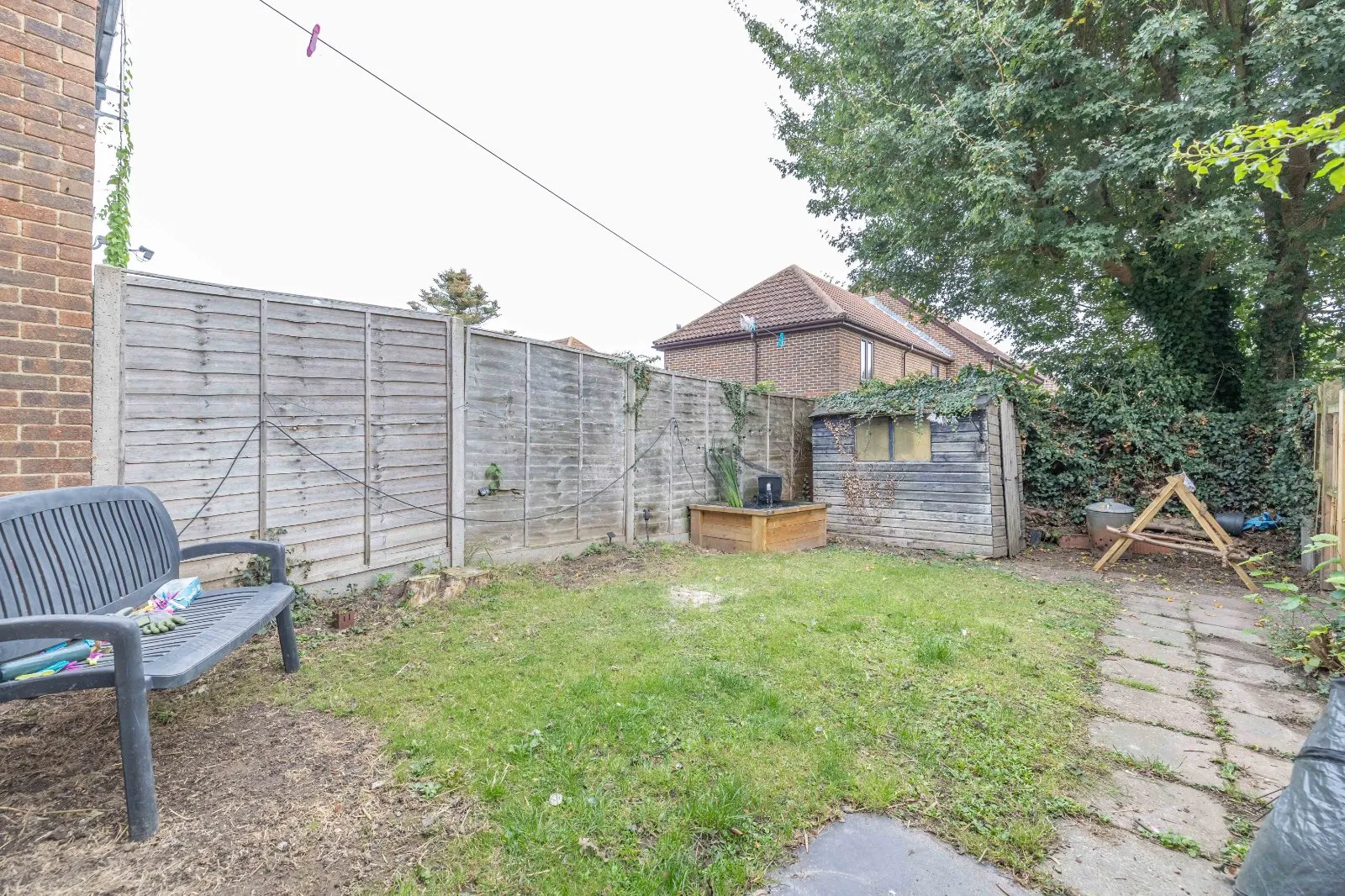 2 bed House