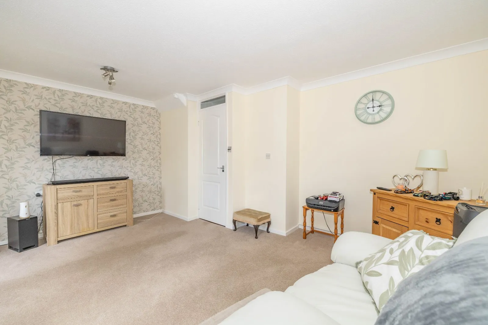2 bed House