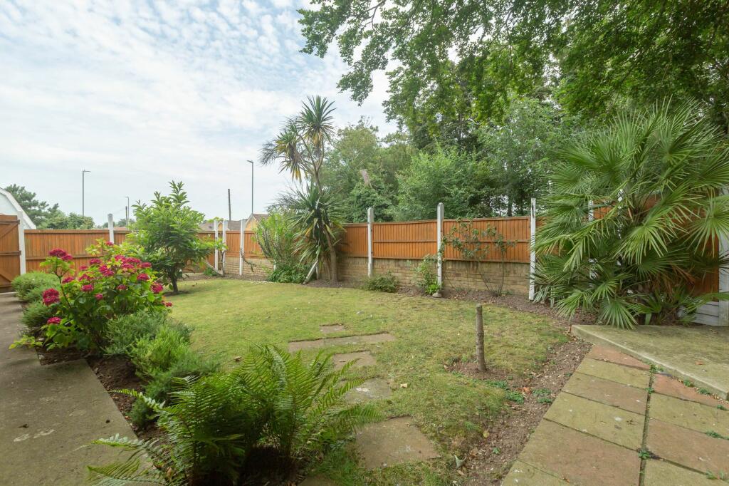 3 bed Detached Bungalow