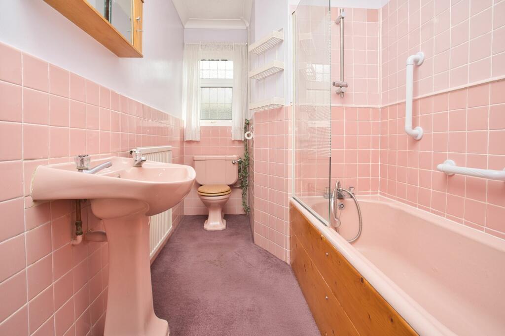 3 bed Detached Bungalow